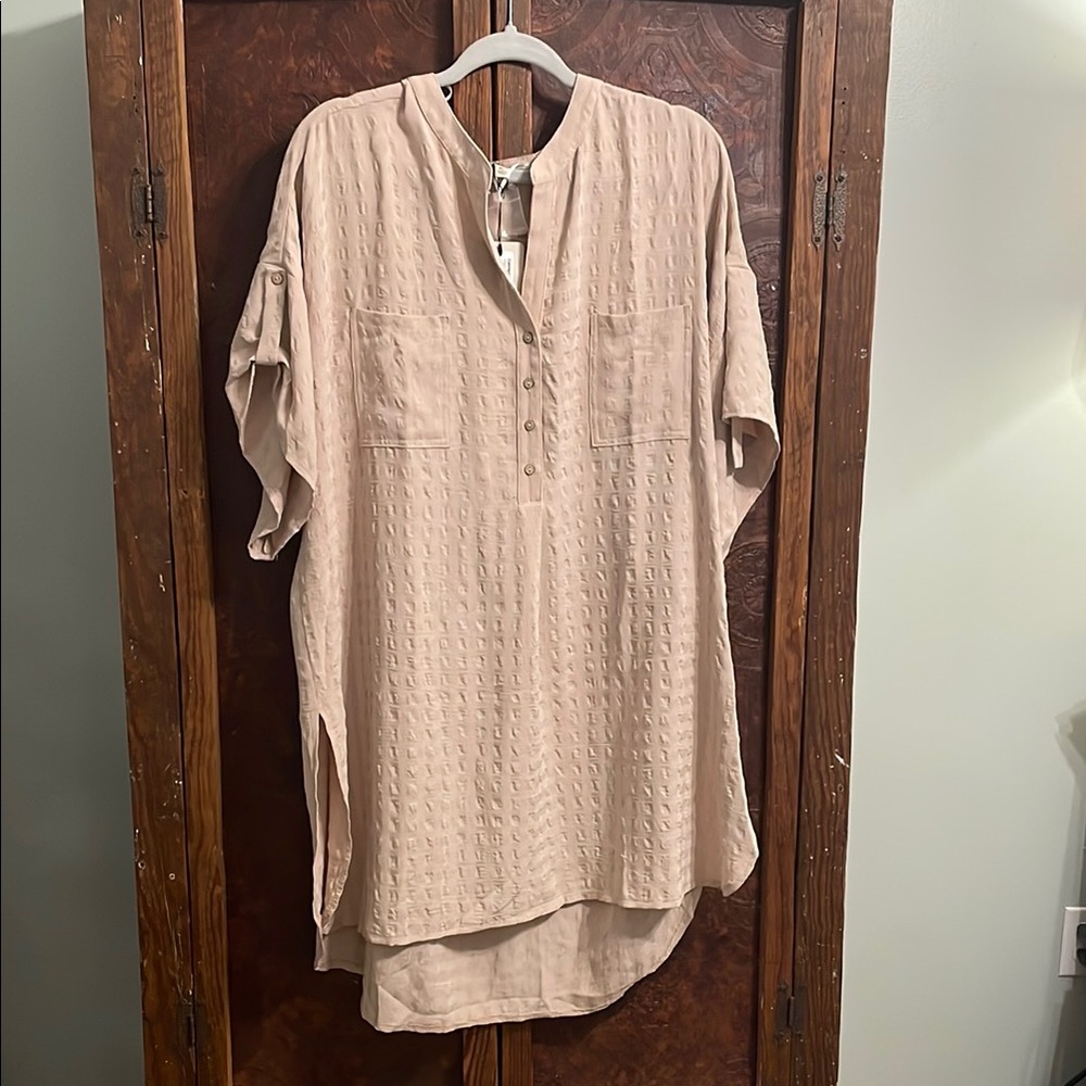 Women’s Gigio textured Beige Tunic Top